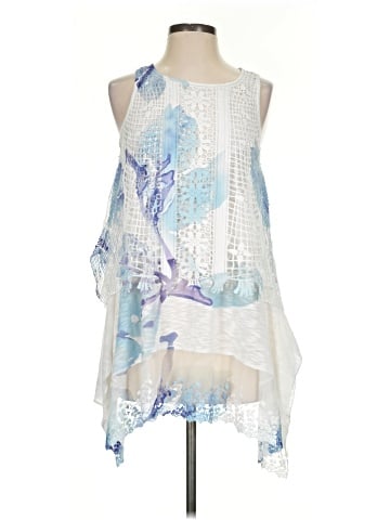 Cupio Sleeveless Blouse (view 1)