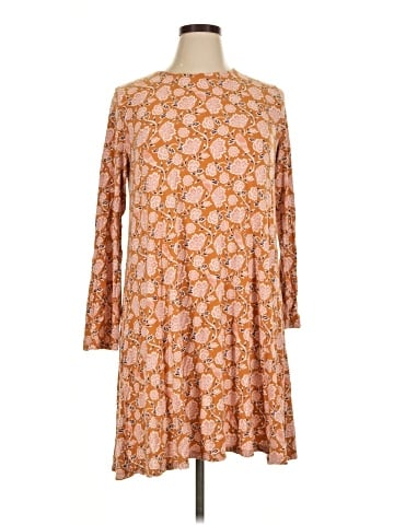 Old Navy Casual Dress (view 1)