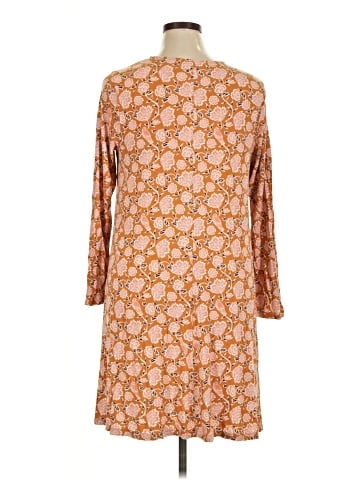 Old Navy Casual Dress (view 2)