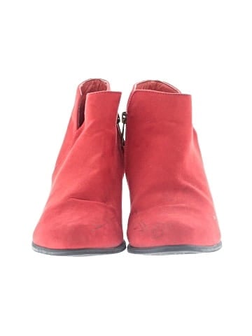 Daisy Fuentes Ankle Boots (view 2)