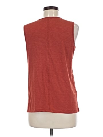 Max Studio Sleeveless T-Shirt (view 2)