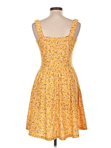 Huhot Casual Dress (view 2)