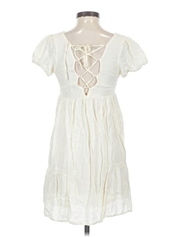 Urban Outfitters Casual Dress (view 2)