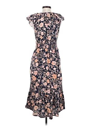 Old Navy Casual Dress (view 2)