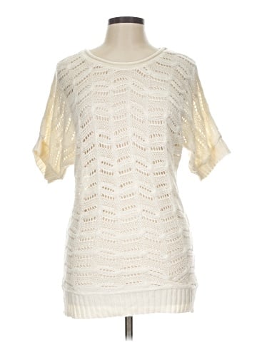 Delia's Poncho (view 1)
