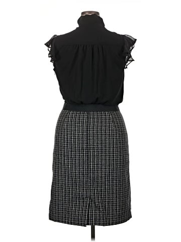 Banana Republic Factory Store Casual Dress (view 2)