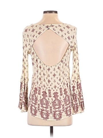 Dee Elle 3/4 Sleeve Top (view 2)