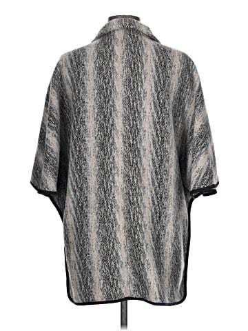 Ro & De Poncho (view 2)