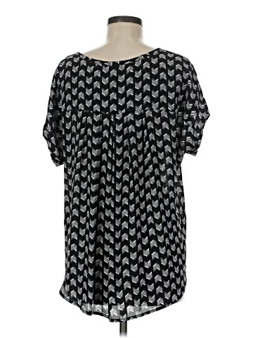 Pleione Short Sleeve Blouse (view 2)