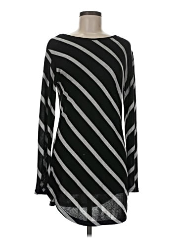 Larry Levine Pullover Sweater (view 1)
