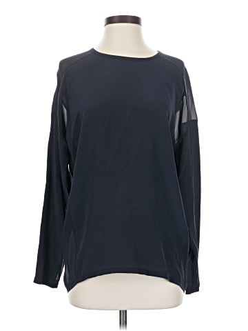 Vince. Long Sleeve Top (view 1)