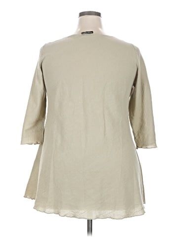 Lee Andersen 3/4 Sleeve Top (view 2)