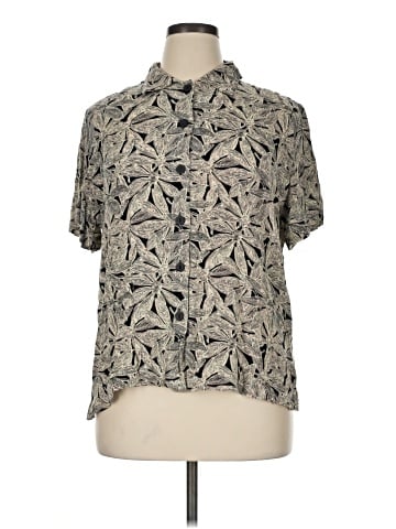I.N. Studio Short Sleeve Blouse (view 1)