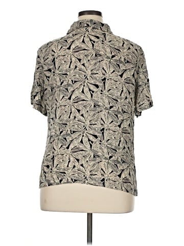 I.N. Studio Short Sleeve Blouse (view 2)