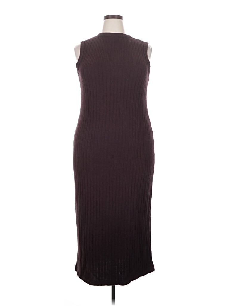 Pre-owned Universal Thread Casual Dress In Burgundy