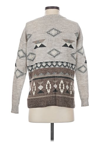American Eagle Outfitters Pullover Sweater (view 2)