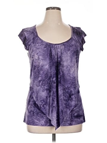 Roz & Ali Sleeveless T-Shirt (view 1)