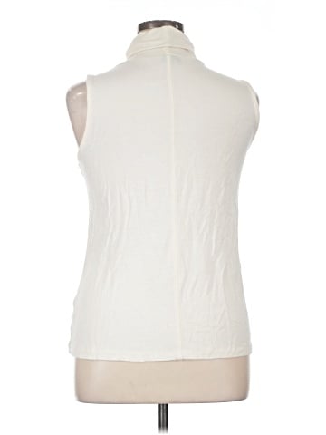 Scoop Sleeveless T-Shirt (view 2)
