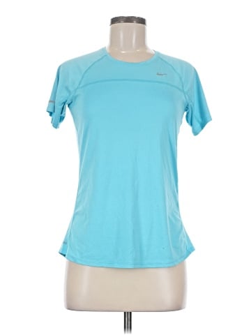 Nike Active T-Shirt (view 1)