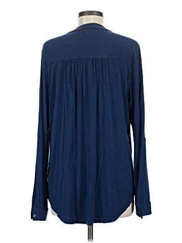 Amour Vert Long Sleeve Henley (view 2)
