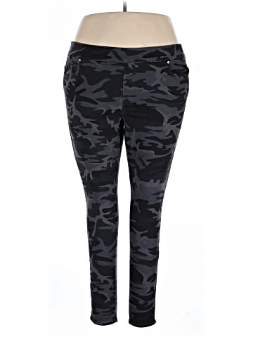 Levi's Active Pants (view 1)