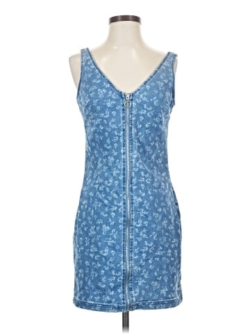 No Boundaries Casual Dress (view 1)
