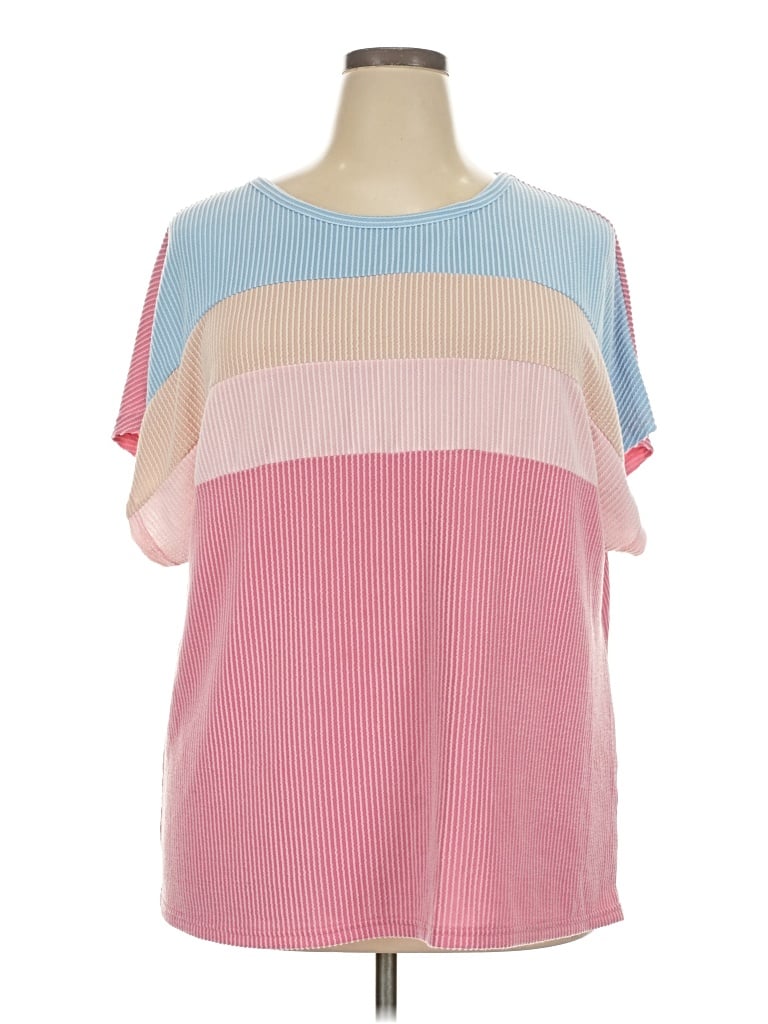 Pre-owned Dokotoo Poncho In Pink