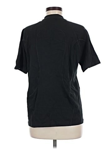 Lululemon Athletica Short Sleeve T-Shirt (view 2)