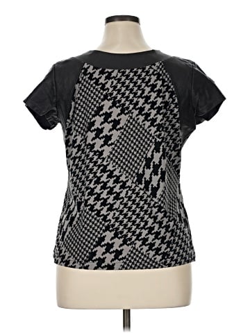 Worthington Short Sleeve Top (view 2)