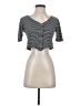 Socialite Gray Short Sleeve Top Size XS - photo 1