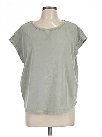 Maurices Short Sleeve T-Shirt (view 1)