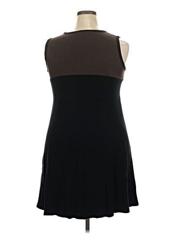Karen Kane Casual Dress (view 2)