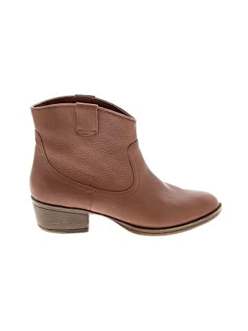 Kenneth Cole REACTION Ankle Boots (view 1)