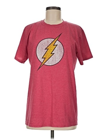 DC Comics Short Sleeve T-Shirt (view 1)