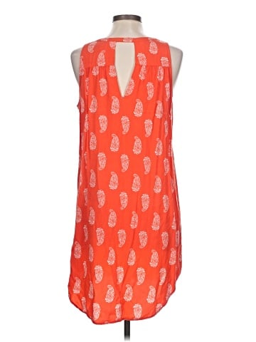 Old Navy Casual Dress (view 2)