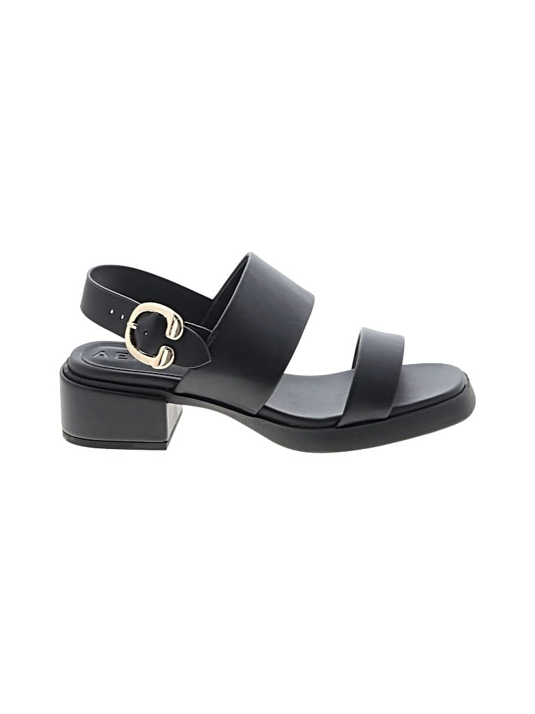 Pre-owned Aerosoles Sandals In Black