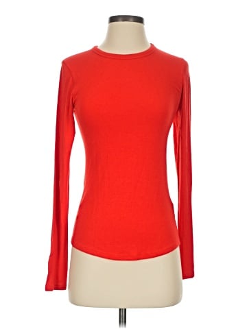 Lululemon Athletica Long Sleeve T-Shirt (view 1)