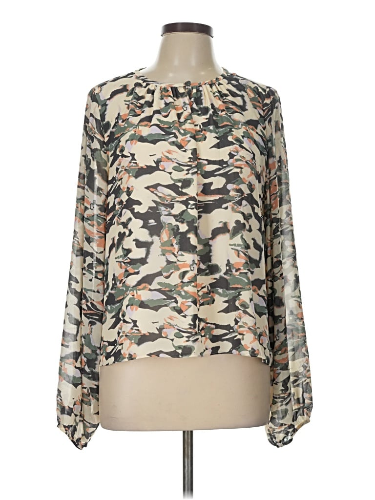 Pre-owned Evereve Long Sleeve Blouse In Ivory