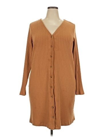 Old Navy Casual Dress (view 1)