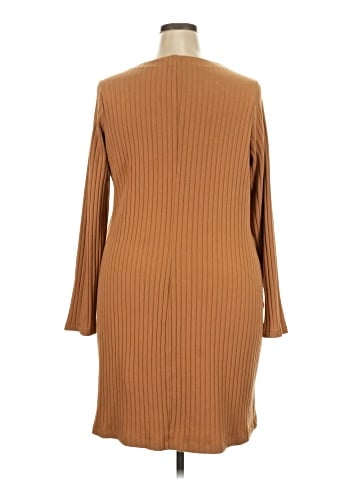 Old Navy Casual Dress (view 2)