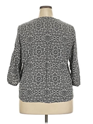 Croft & Barrow 3/4 Sleeve Blouse (view 2)