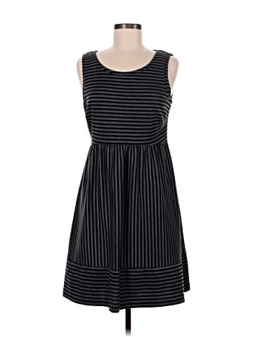 Daisy Fuentes Casual Dress (view 1)