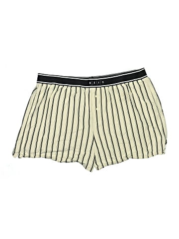 Gap Shorts (view 1)