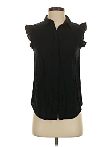 Who What Wear Sleeveless Button-Down Shirt (view 1)