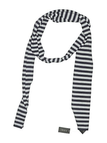 The Limited Scarf (view 1)