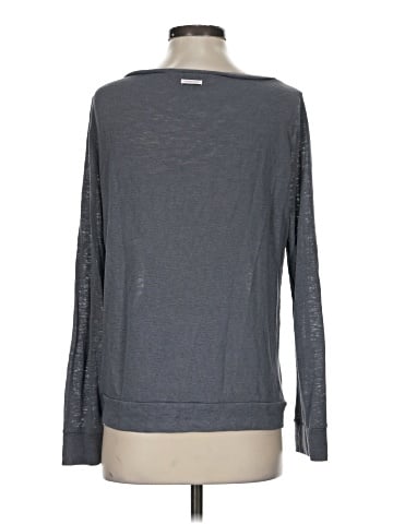 Victoria's Secret 3/4 Sleeve T-Shirt (view 2)