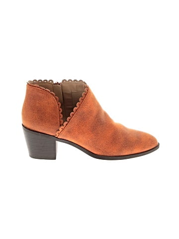 Journee Collection Ankle Boots (view 1)