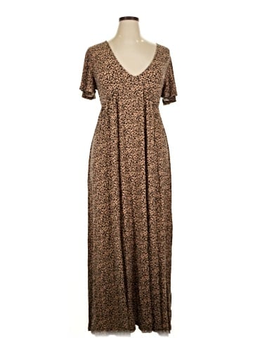 Forever 21 Plus Casual Dress (view 1)