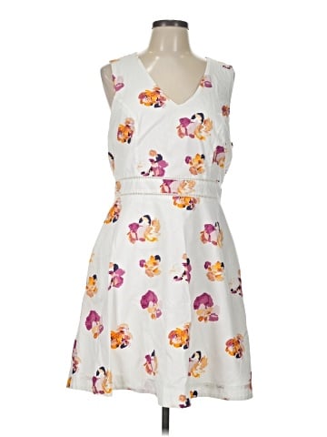 Nicole Miller New York Casual Dress (view 1)