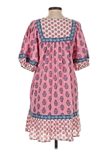 Old Navy Casual Dress (view 2)